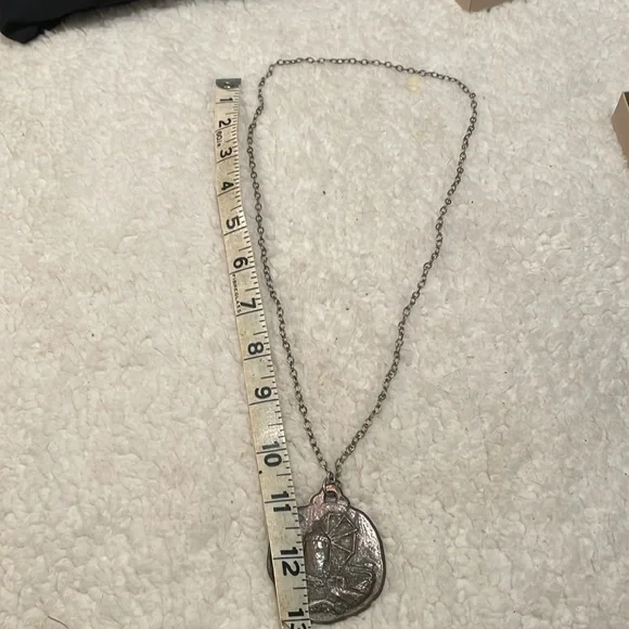 Heavy metal necklace - Picture 3 of 3